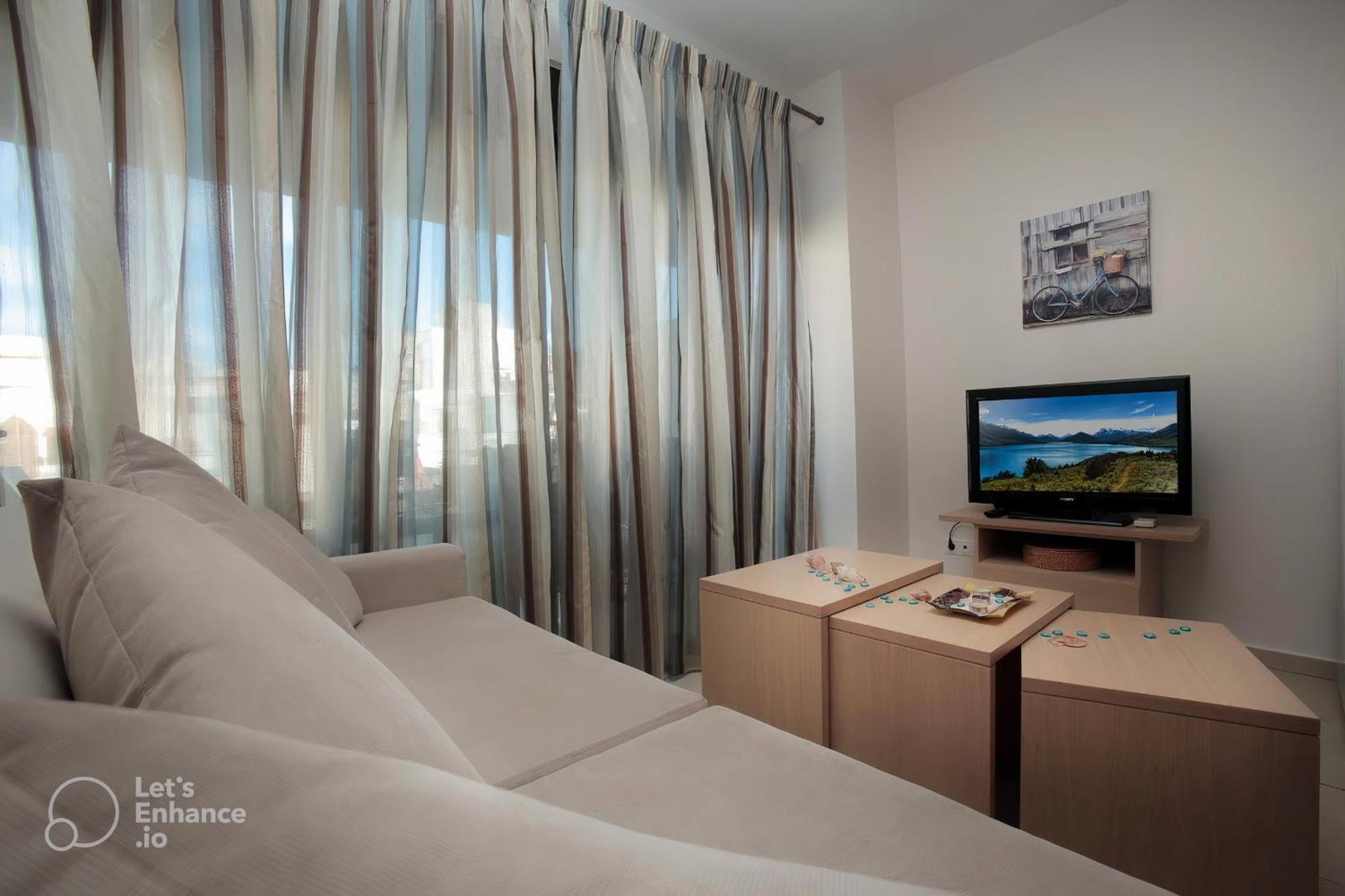 Onyx City Center Apartment Heraklion  Bagian luar foto