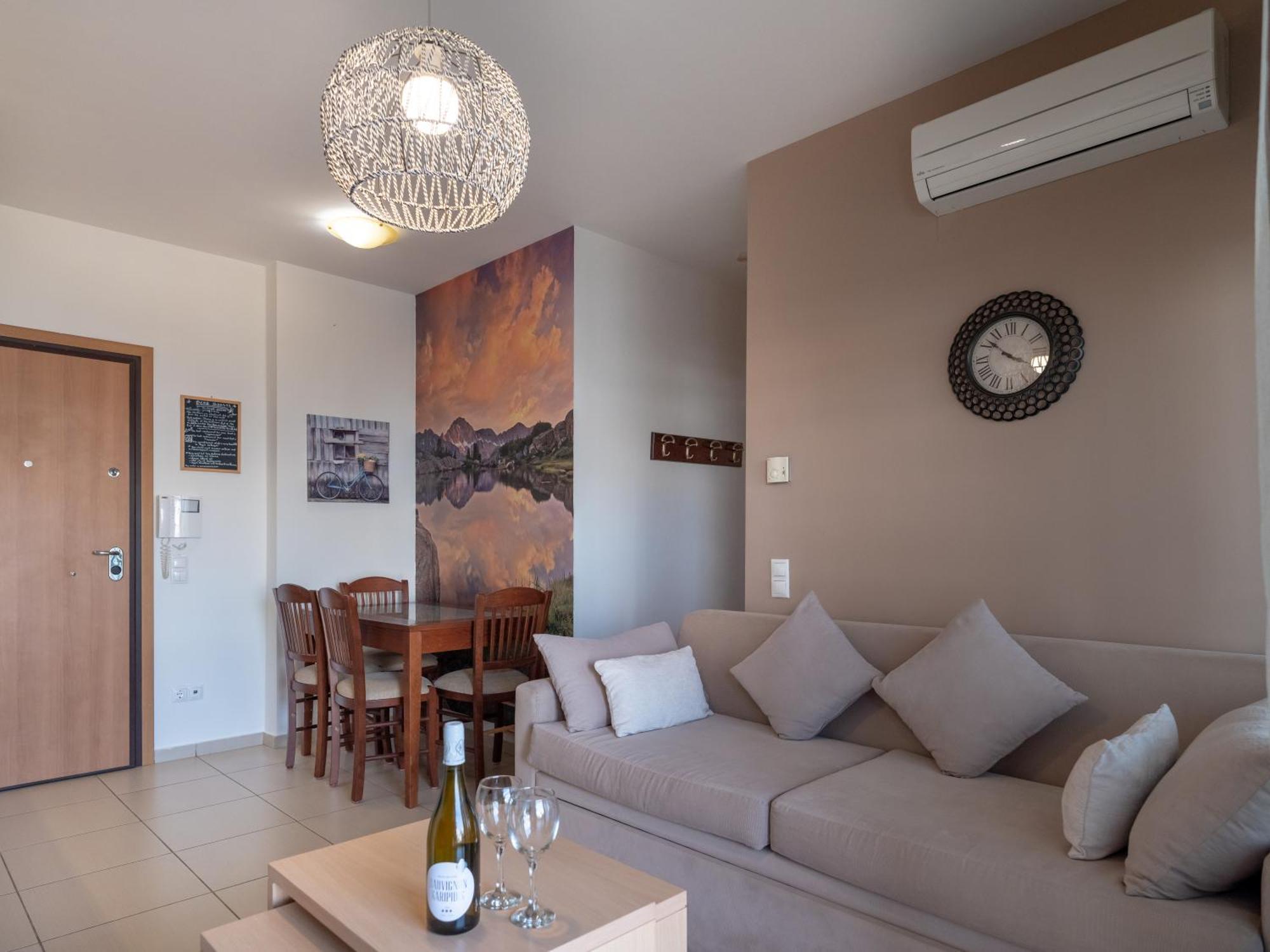 Onyx City Center Apartment With Parking Heraklion  Bagian luar foto