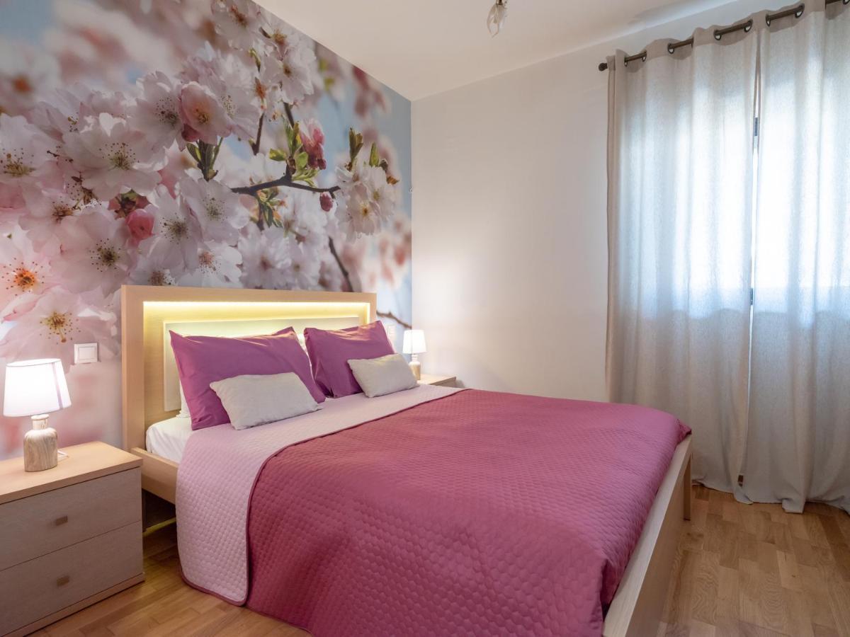 Onyx City Center Apartment Heraklion  Bagian luar foto