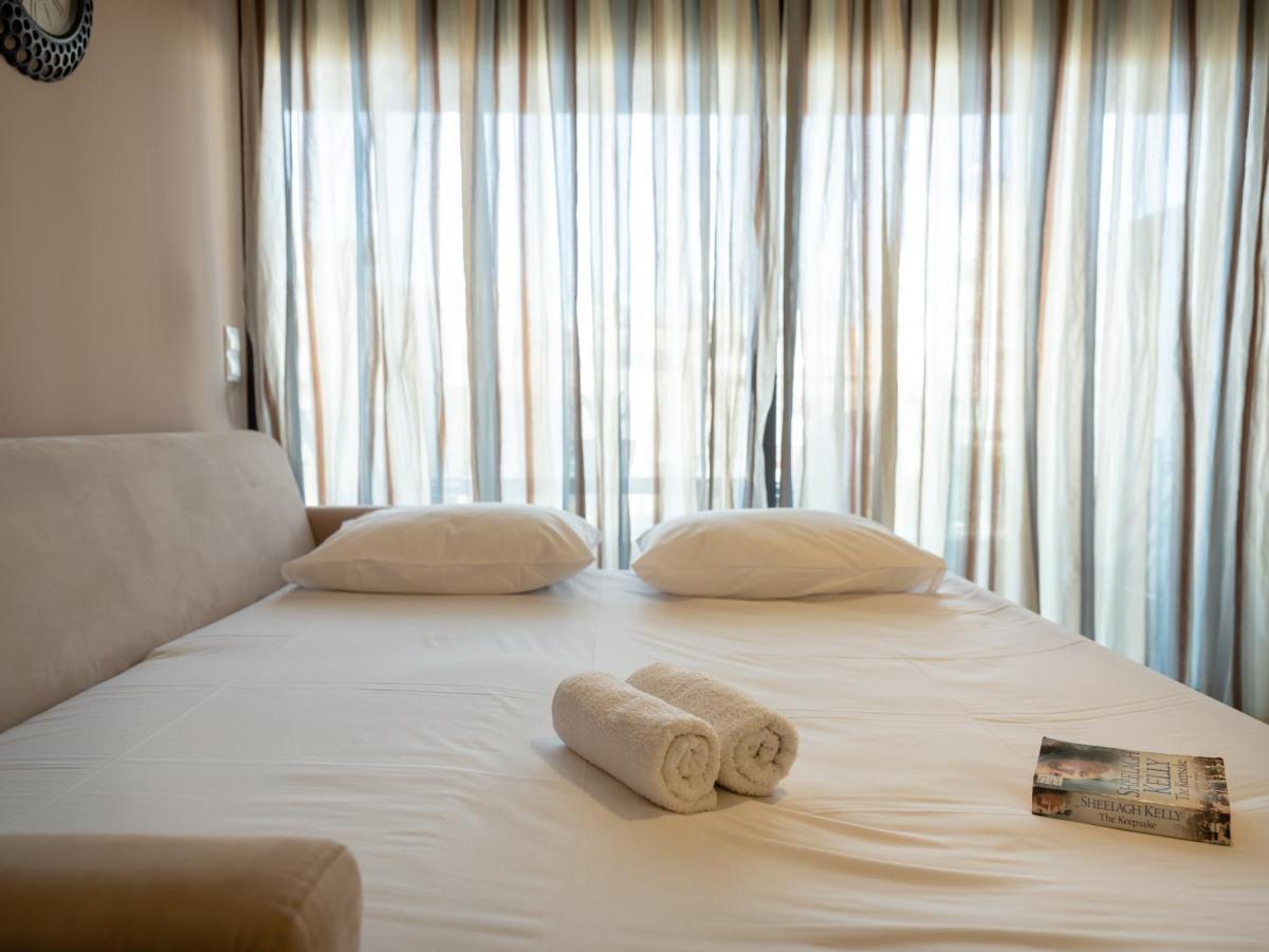 Onyx City Center Apartment With Parking Heraklion  Bagian luar foto